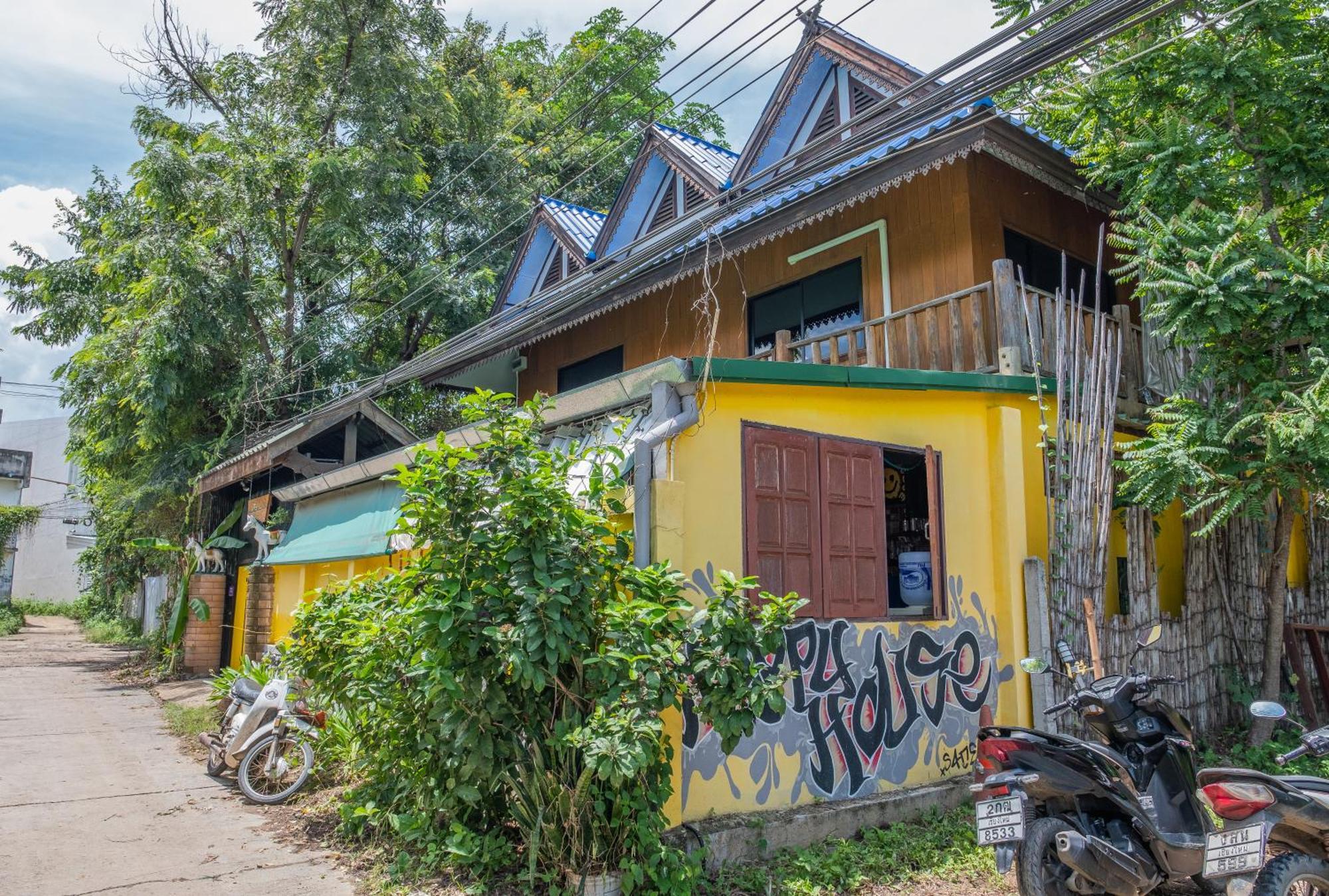 Хостел Happy House Backpackers Пай Экстерьер фото
